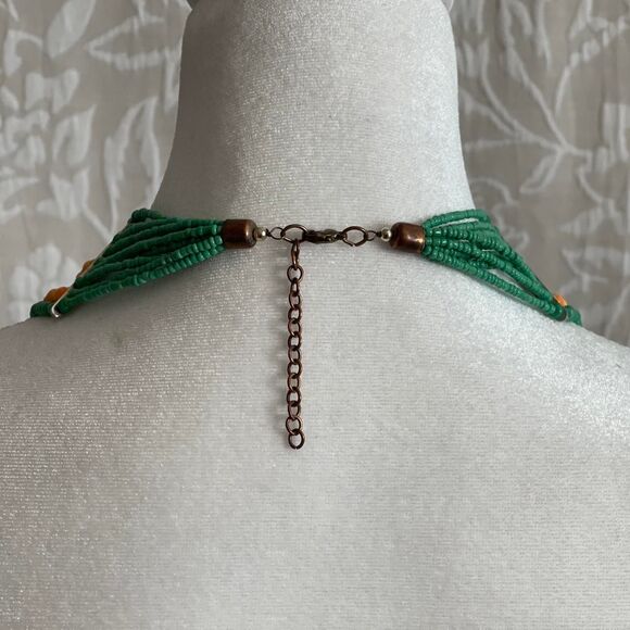 Green, Tan, &‎ Silver Beaded Festival Boho Retro Amazonian Minimalist Necklace - Picture 4 of 6